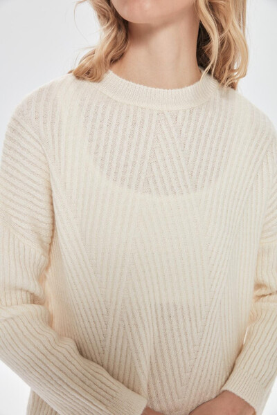 Oversized Crewneck Sweater Ecru - 11