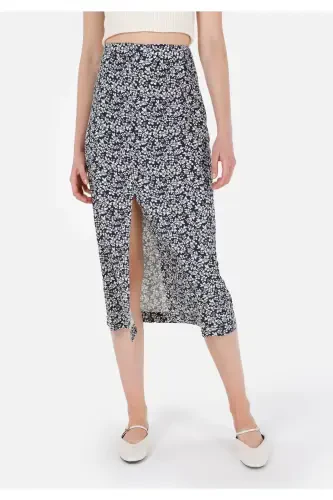 Oversized fit, floral print navy blue women's skirt. - 4