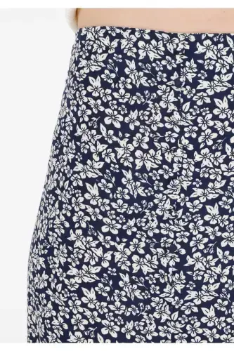 Oversized fit, floral print navy blue women's skirt. - 5