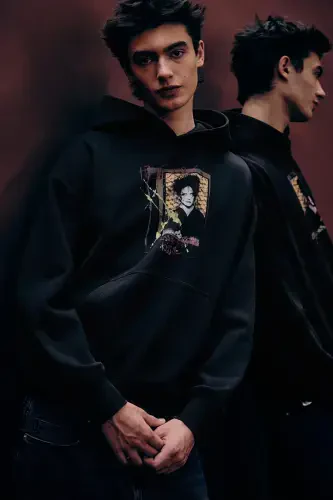 Oversized Fit Kapüşonlu va Bosmali Ust-Qora/The Cure - 1