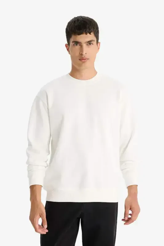 Oversized Loose Fit Crew Neck Basic Sweatshirt Off-White - 3