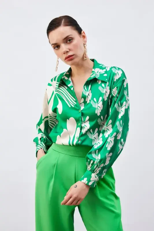 Oversized Patterned Shirt - Green-beige - 1