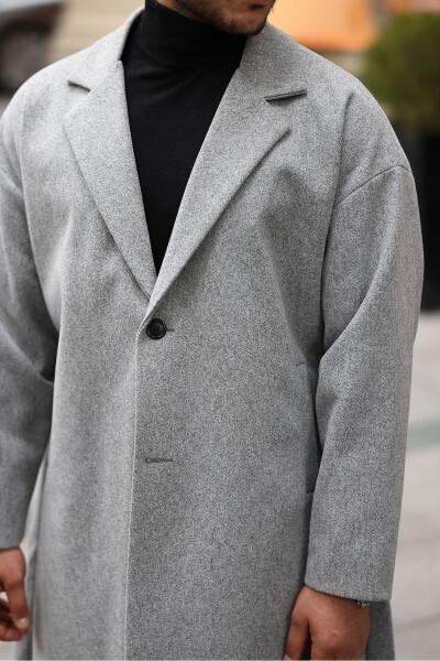 Oversized, relaxed fit, men's wool coat with belt. - 3