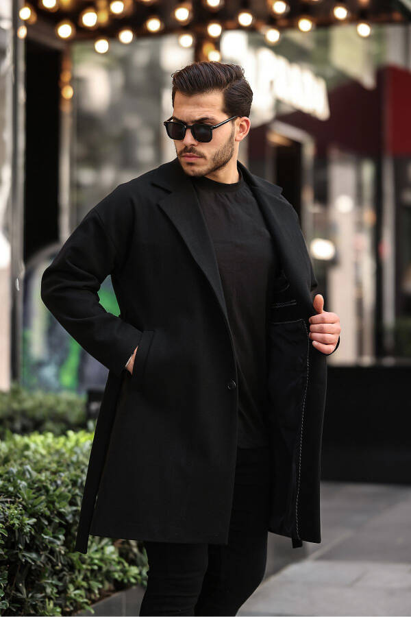 Oversized, relaxed fit, wool blend coat. - 1