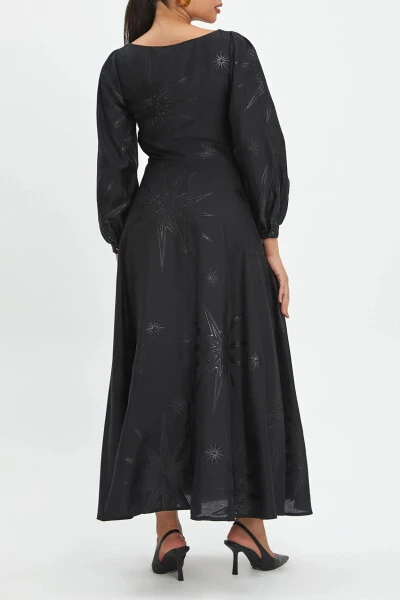 Oʻz-naqshli qora Bishop yengli toʻnka koʻylak 40345 - 4