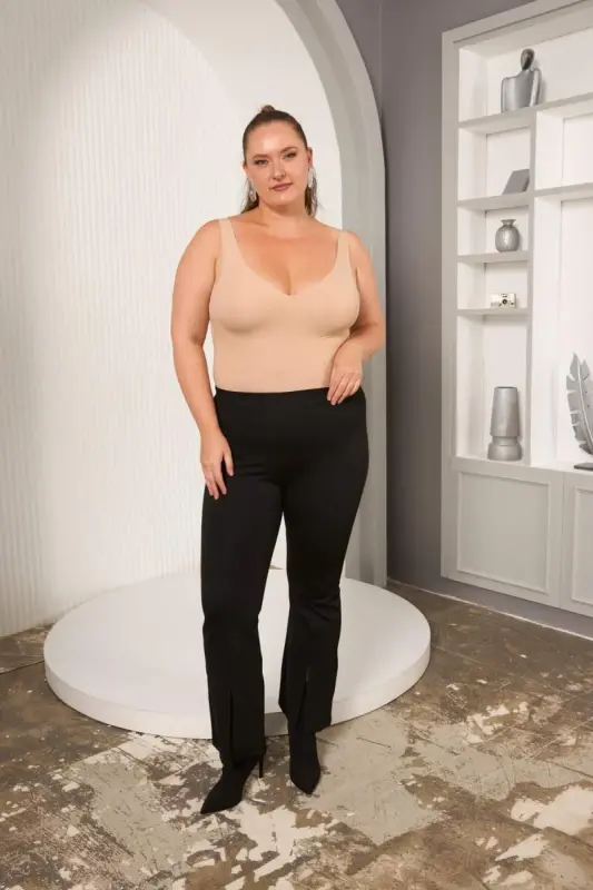 Paça Yırtmaç Detaylı Büyük Beden Siyah Tayt - 5