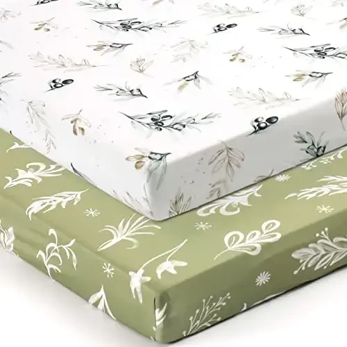 Pack n Play choyshablari Fitted 2 Pack, cho'ziluvchan ultra yumshoq Jersi Knit Pack va Play choyshablari, Universal Fitted Portable/Mini Crib Matraslari Snug va Safe, O'g'il va qiz uchun Oliver Flora - 2