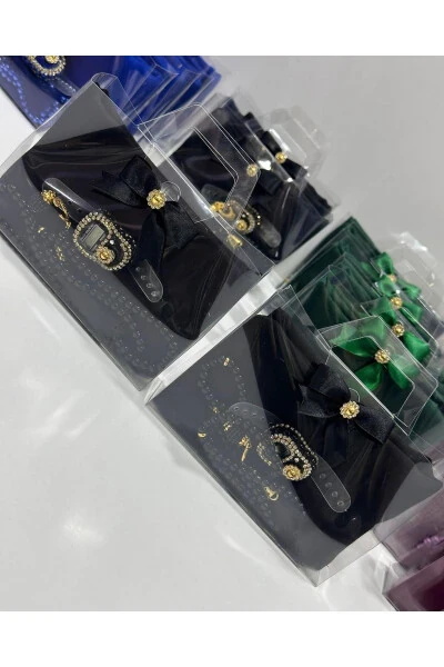 Pack of 10 Women's Umrah and Hajj Gift Set - AZRA (1)