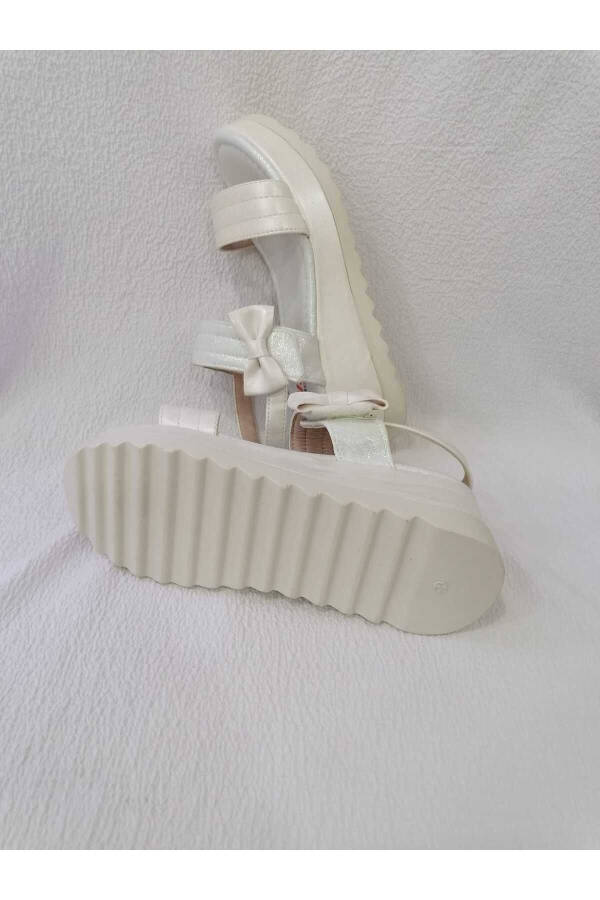 Padded Sole Girls Sandals - 8