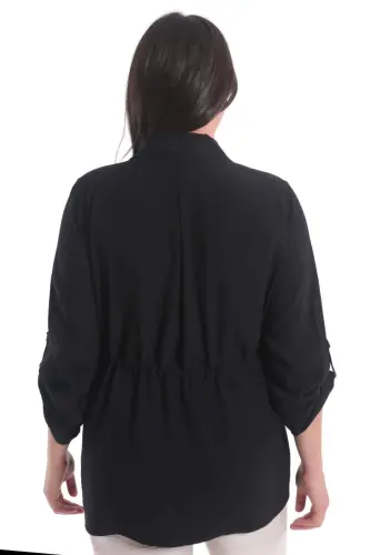 Пальто черного цвета с завязкой на талии и карманами большого размера - 9