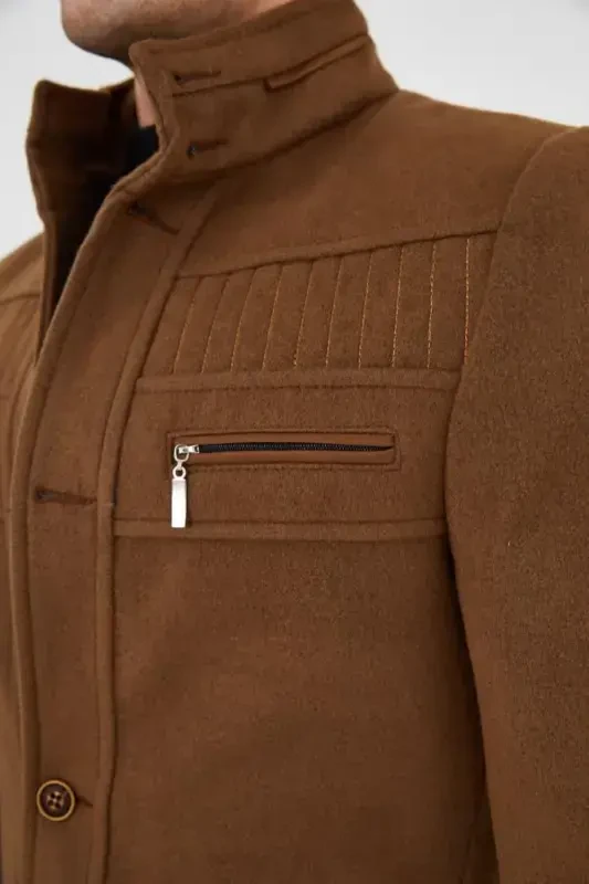 Пальто EZEL узкого кроя с отложным воротником и длинным ворсом - 2