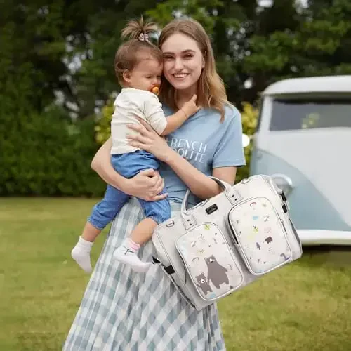 Pampers sumkalari, oʻzgartirish uchun joy va aravachalar uchun tasmalar, katta koʻchma yangi tugʻilgan chaqaloqlar sumkalari, onalar va dadalar uchun unisex va zamonaviy sayohat pampers ryukzaklari (yoqimli ayiq naqshli) - 6