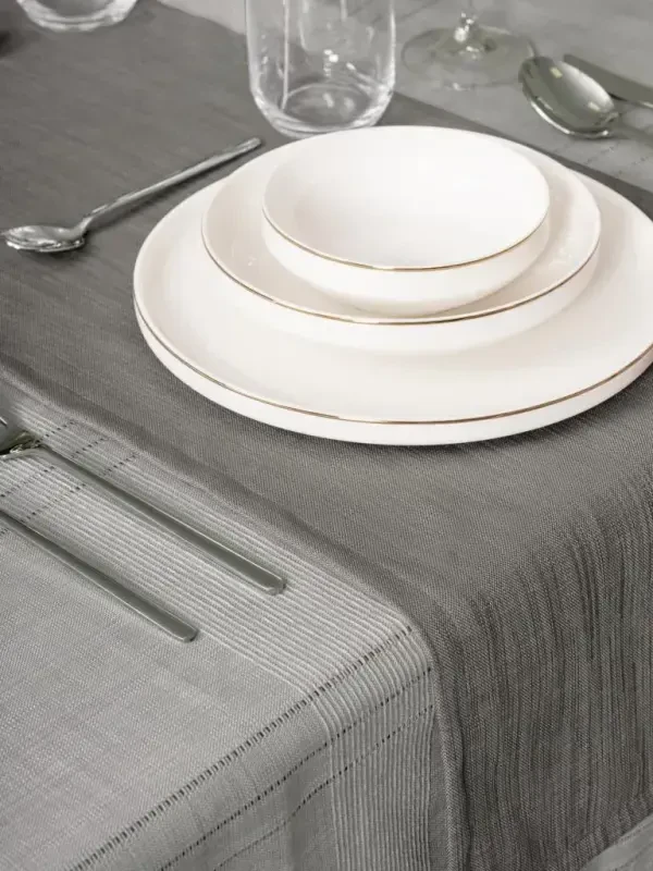 Cotton Box Antique Jasmine Gri Keten Masa Örtüsü - NEVRESIMDUNYASI