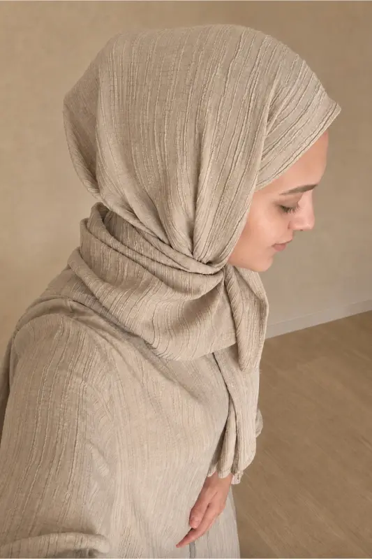 Pamuklu, Kaliteli, Hafif ve Yumuşak Kumaştan, Tek Parça, Pratik, Siyah Çantalı Namaz Elbisesi - Bej - 2