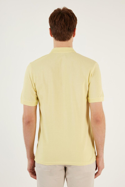 Sarı Pamuklu Regular Fit Düğmeli Polo Yaka %100 Pamuk Tişört 5902739-Sarı - 18