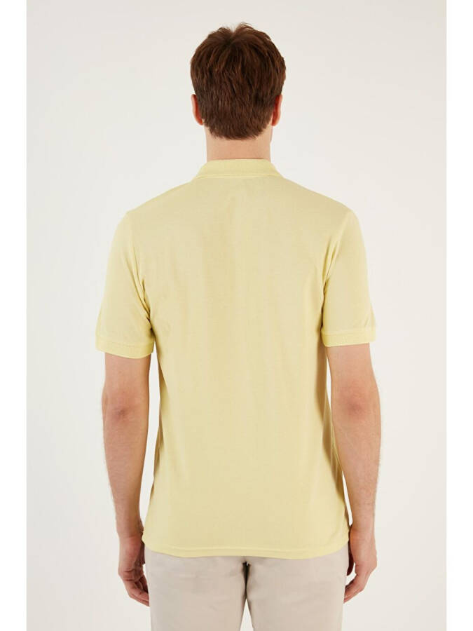 Sarı Pamuklu Regular Fit Düğmeli Polo Yaka %100 Pamuk Tişört 5902739-Sarı - 12