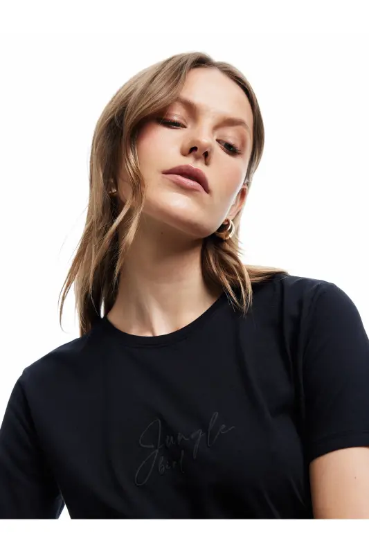 Pamuklu Regular Fit Kısa Kollu Bisiklet Yaka Kadın Basic Tişört-Siyah - KOTON