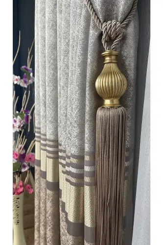 Pano Fon Perde Vizon Krem Altın Tek Kanat Sık Pileli Jakarlı Parlak Desenli 80 X 270 - Krem 5421 - 2