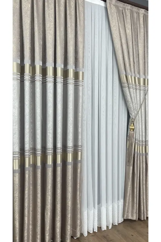 Pano Fon Perde Vizon Krem Altın Tek Kanat Sık Pileli Jakarlı Parlak Desenli 80 X 270 - Krem 5421 - 6