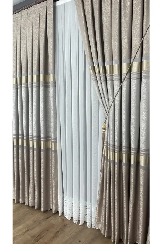 Pano Fon Perde Vizon Krem Altın Tek Kanat Sık Pileli Jakarlı Parlak Desenli 80 X 270 - Krem 5421 - 7