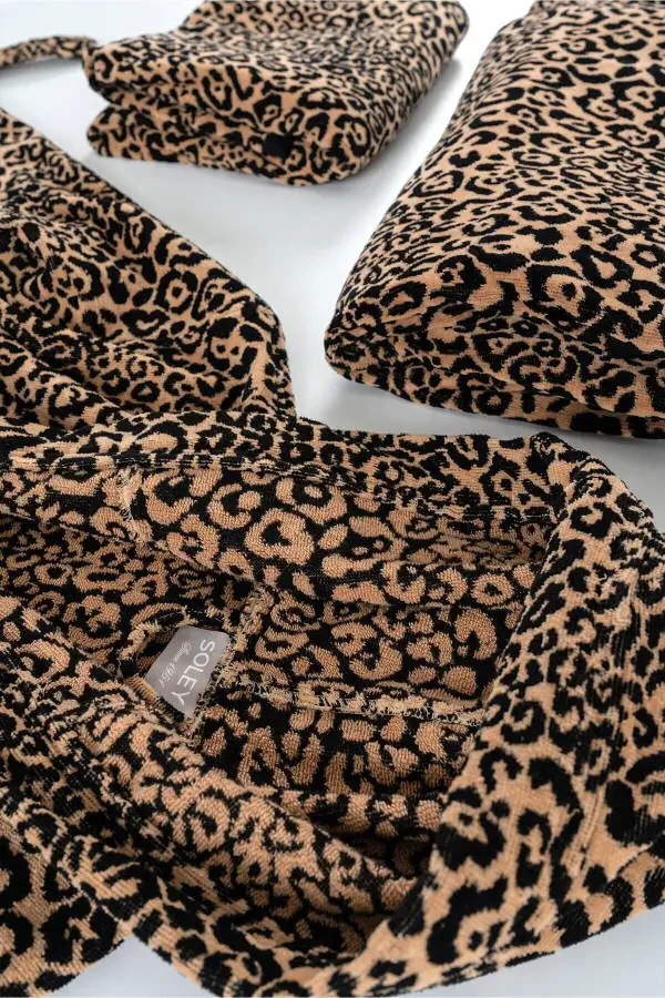 Panthera | 100% Cotton Leopard Print Velvet Robe - 7