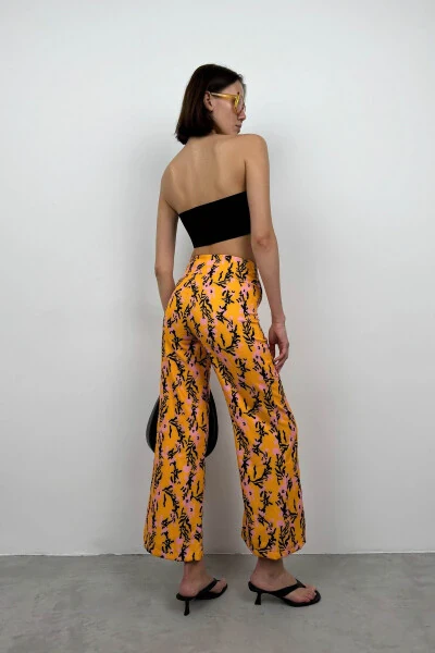 Patterned Bell-BottomModazone Pants - 3