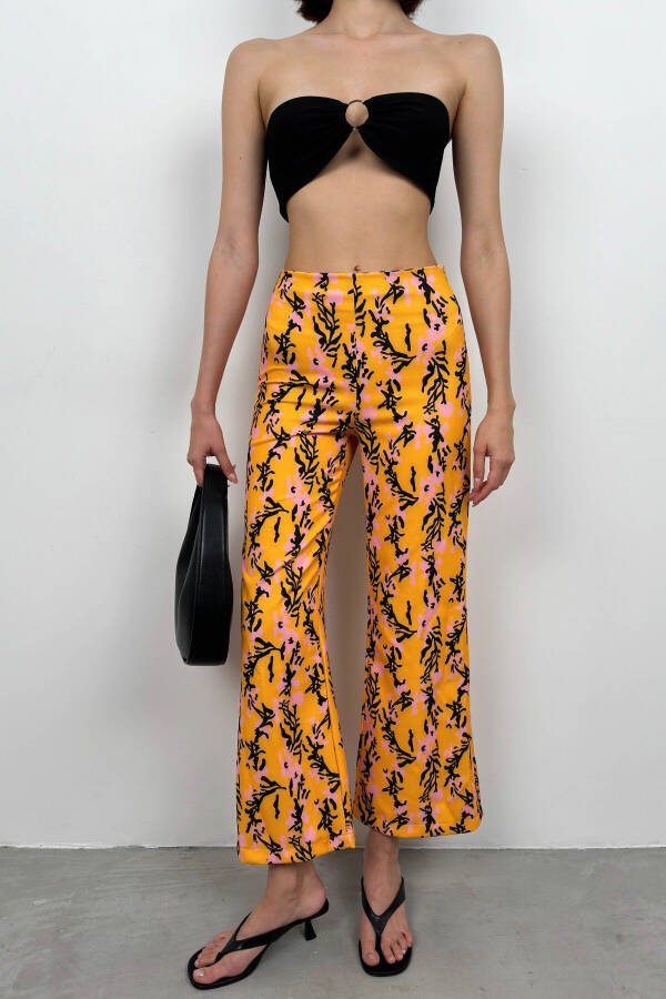 Patterned Bell-BottomModazone Pants - 2