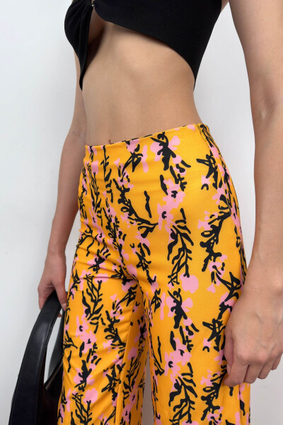 Patterned Bell-BottomModazone Pants - 4
