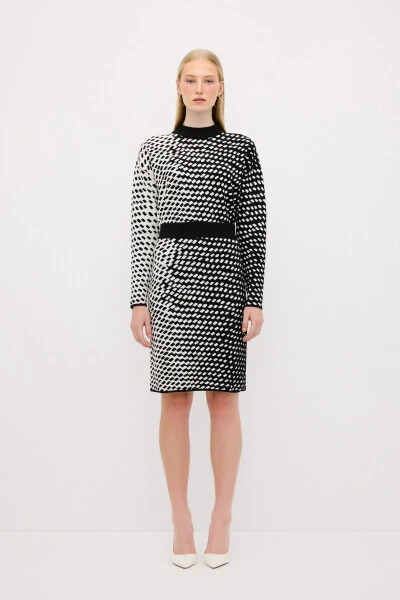 Patterned Knit Skirt - 4