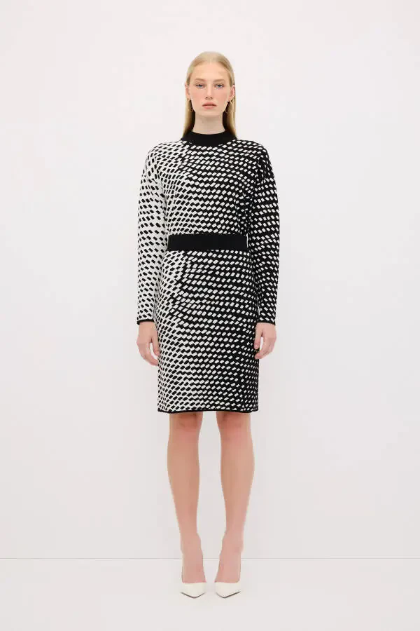 Patterned Knit Skirt - 4