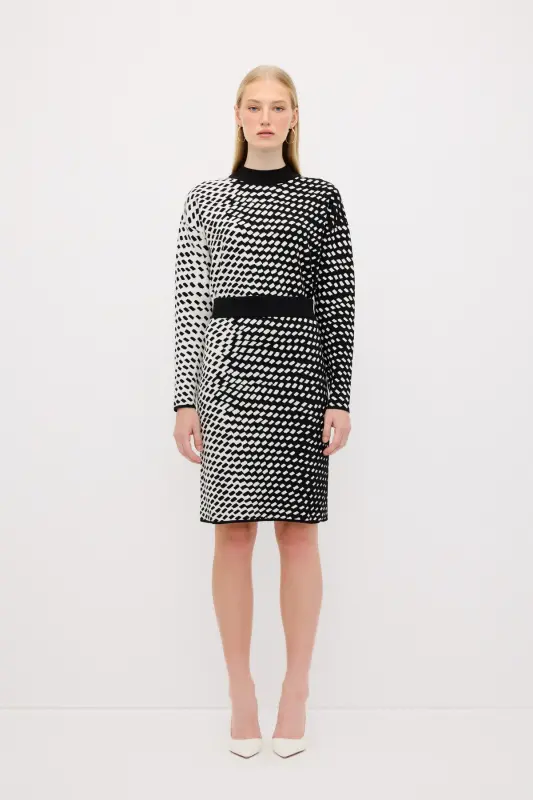 Patterned Knit Skirt - 5
