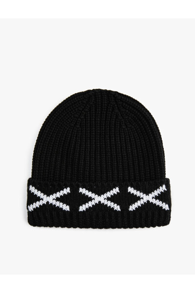 Patterned knitted beanie with elastic - 3