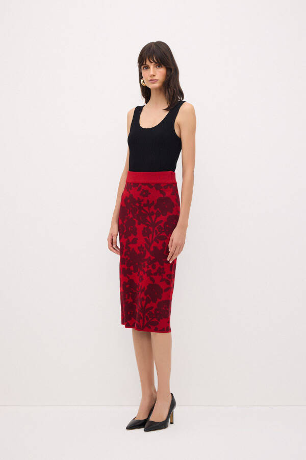 Patterned Knitted Skirt - 11