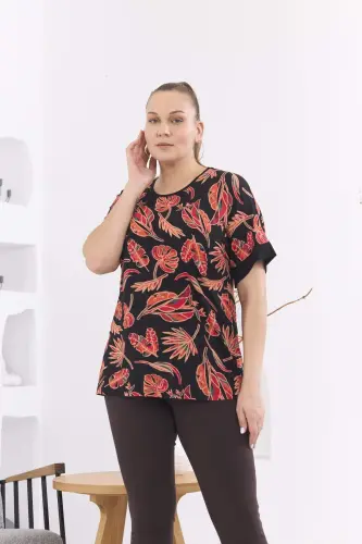 Patterned Plus Size Black T-Shirt - 1