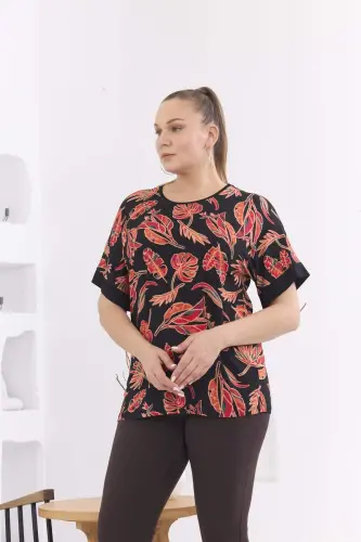Patterned Plus Size Black T-Shirt - 3