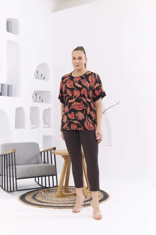 Patterned Plus Size Black T-Shirt - 5