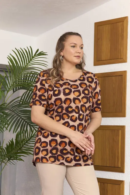 Patterned Plus Size Brown T-Shirt - 7