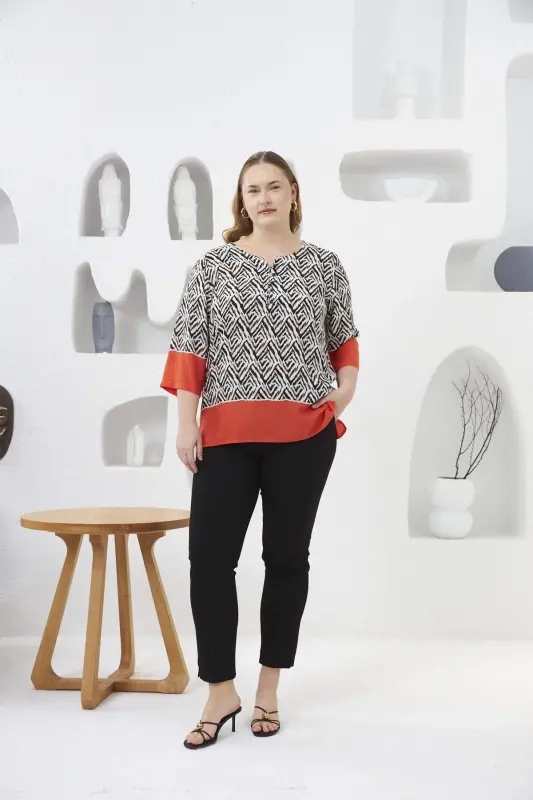 Patterned Plus Size Collared Blouse - 7