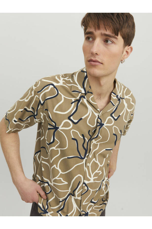 Patterned Short Sleeve Shirt - 4