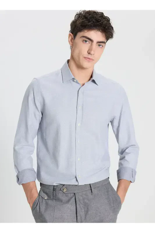 Paxtali Slim Fit Tor Ko'rinishli Klassik Yoqali Armürli Ko'ylak - 4