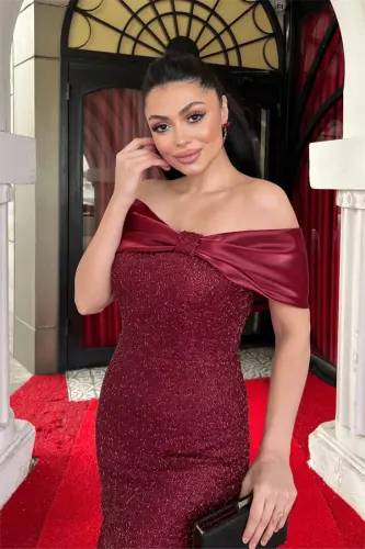 Payet Kumaş Saten Kayık Yaka Kalem Elbise - BORDO - 4