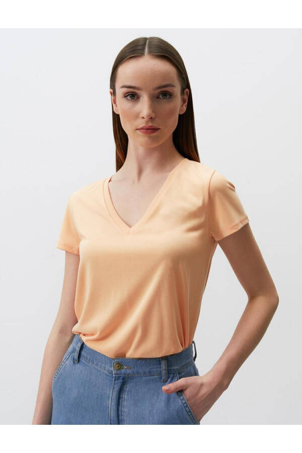 Peach Straight Cut V-Neck Short Sleeve Knit Basic T-Shirt - 14