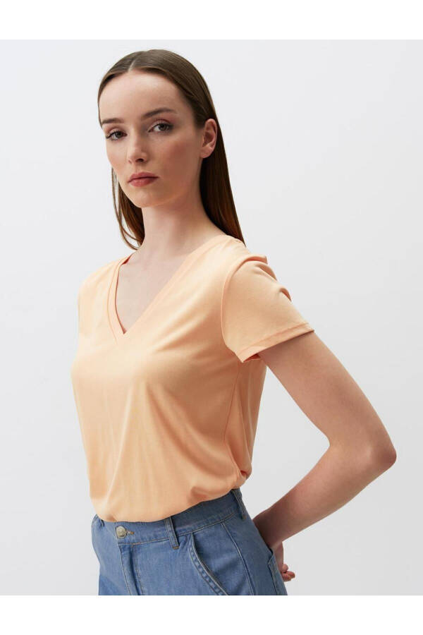 Peach Straight Cut V-Neck Short Sleeve Knit Basic T-Shirt - 15