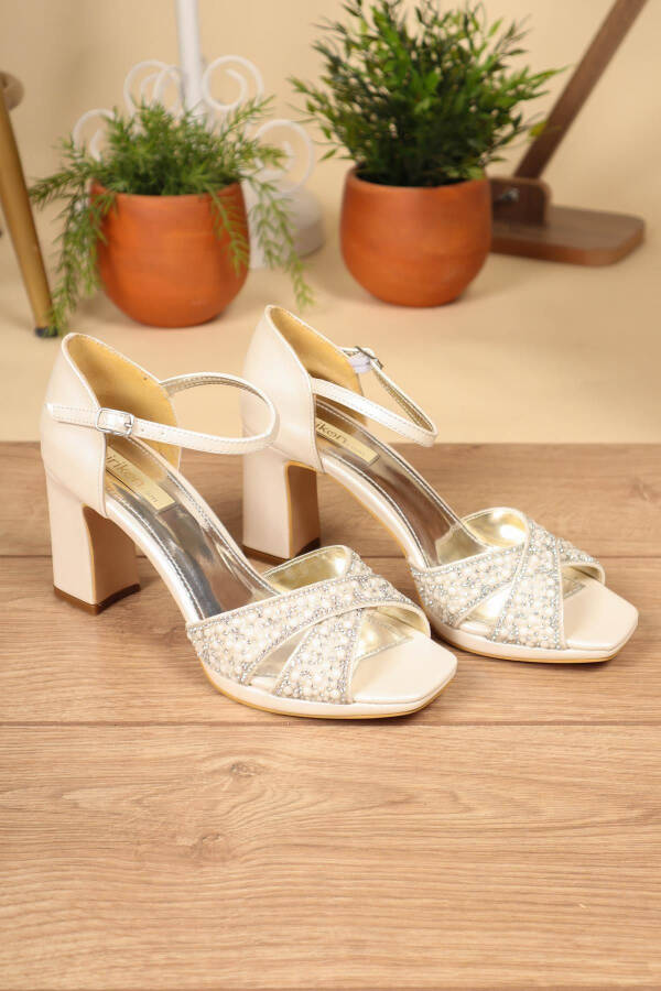 Pearl and Stone Detailed Closed Toe Bridal Shoes SEDEF - 4