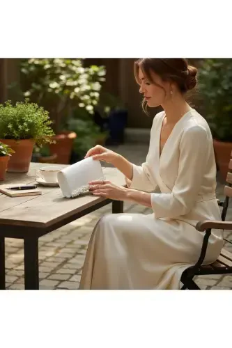 Pearl Bridal Clutch - 3