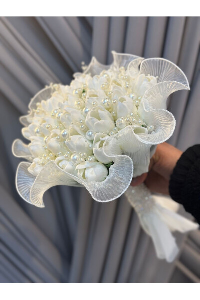 pearl tulip bridal bouquet - 15