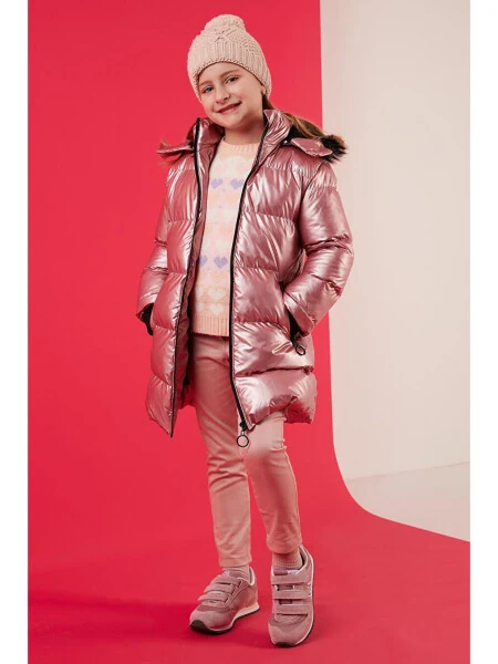 Peluş Astarlı Yakası Suni Kürklü Çıkarılabilir Kapüşonlu Kışlık Mont 5761908-Pembe - LELA