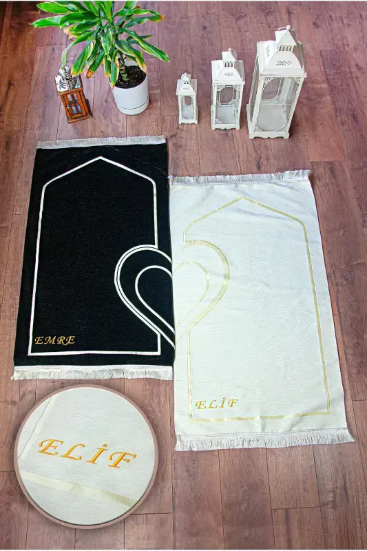 Personalized Couple's Shaggy Heart Chenille Bath Rug Set in Black Cream - 1