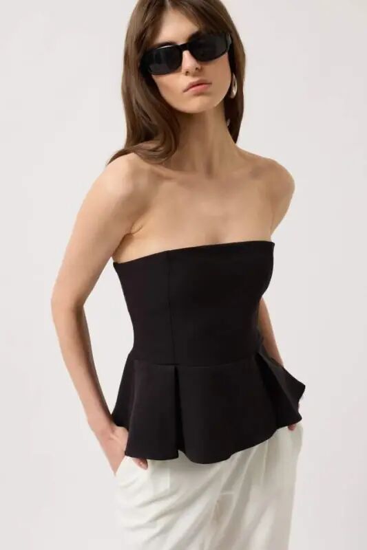Pleated Strapless Blouse - 4