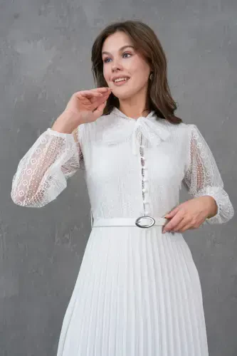Pilise Detayli Kamarli Dizayn Uzun Yengli Oq Dantelli Kechki Libos 57834-BEYAZ - Modazone (1)